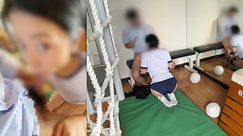 First-timer Chinese female gets creampied after gym session