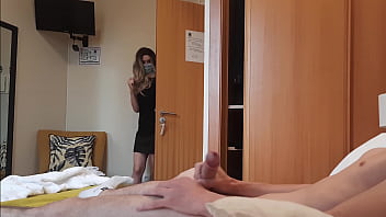 Exhibitionist act: I uncover myself to a motel maid and she gladly pleasures me